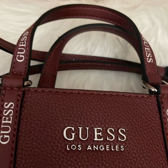 GUESS mini shoulder tote bag - Picture 4 of 9